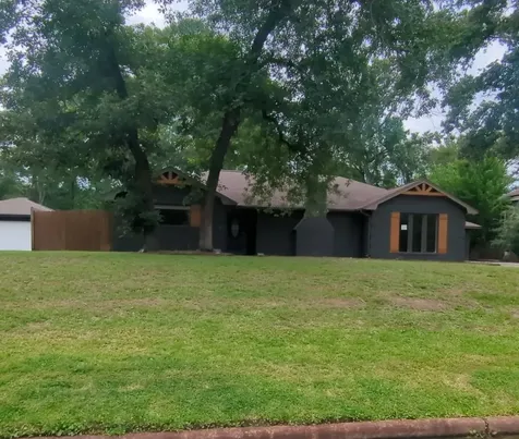 2656 S Woodloch Street Woodloch TX 77385