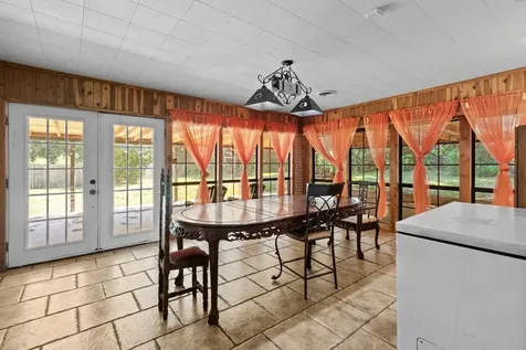 303 W Stringer Street Kirbyville TX 75956