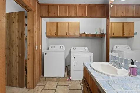 303 W Stringer Street Kirbyville TX 75956