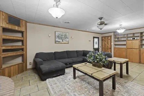 303 W Stringer Street Kirbyville TX 75956