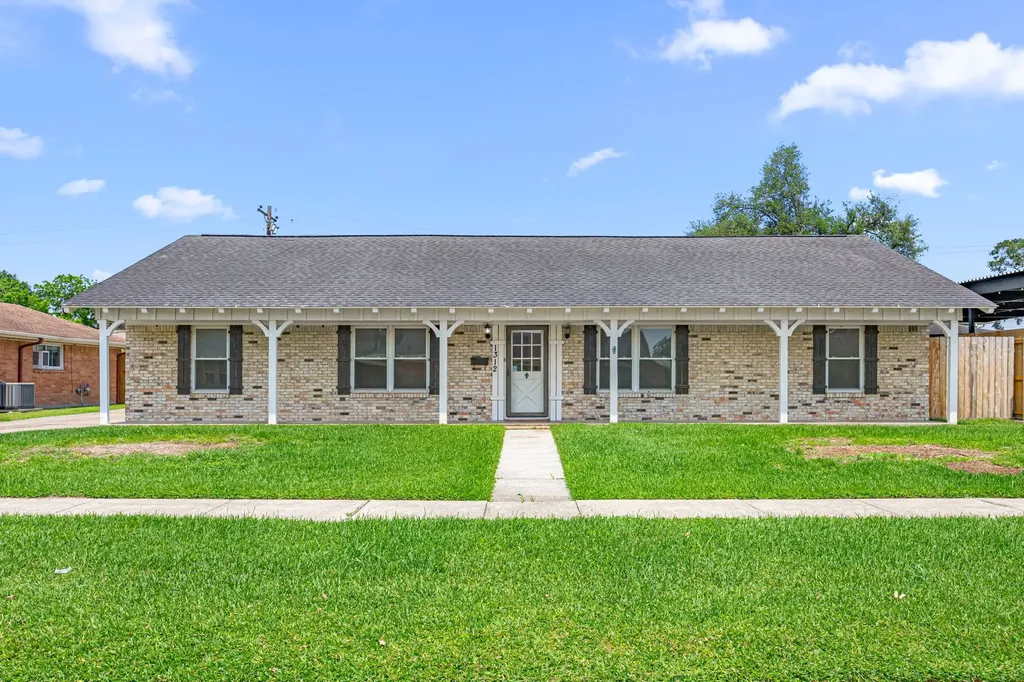 1312 Hancock Avenue Pasadena TX 77502