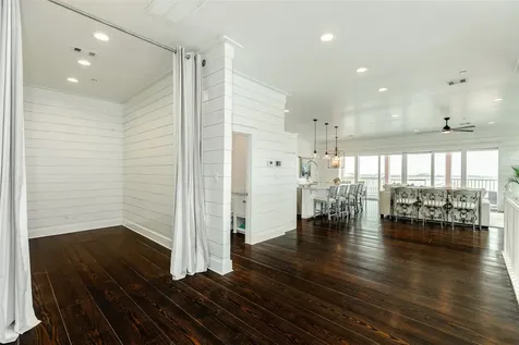 14334 Stewart Road Galveston TX 77554