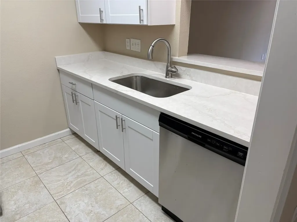 4645 Wild Indigo Street 366 Houston TX 77027