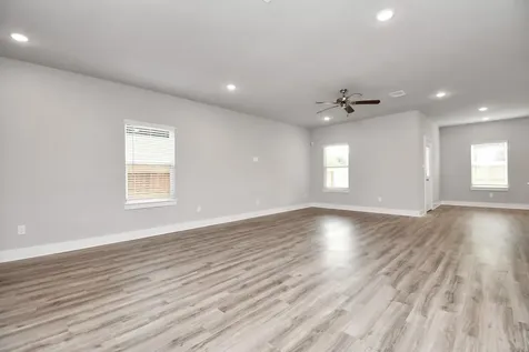 21047 Bay Village Drive A Cypress TX 77433