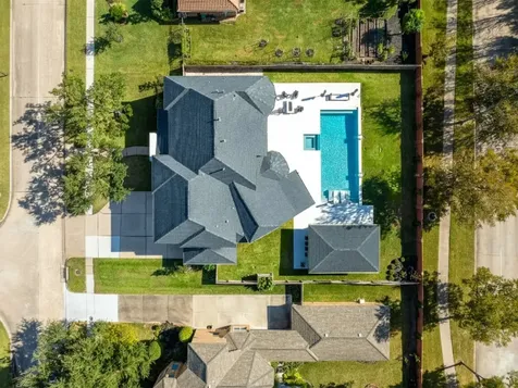 7714 Long Shadows Drive Sugar Land TX 77479