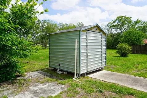 509 S Saint Andrews Street Weimar TX 78962