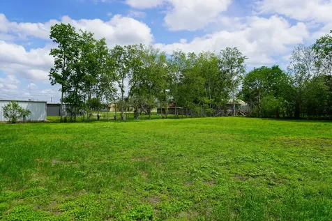 509 S Saint Andrews Street Weimar TX 78962