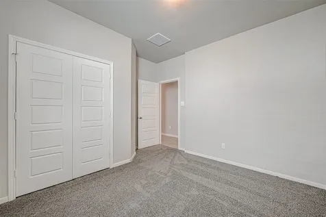 206 Colonnade Reflection Drive Crosby TX 77532