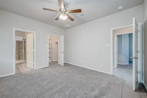 206 Colonnade Reflection Drive Crosby TX 77532