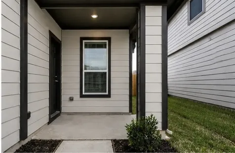 206 Colonnade Reflection Drive Crosby TX 77532