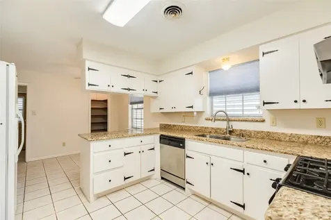 7721 Beluche Drive Galveston TX 77551