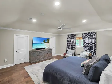 3125 W Park Avenue Pinehurst TX 77630