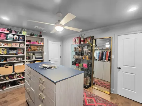 3125 W Park Avenue Pinehurst TX 77630