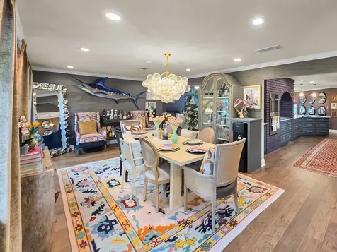 3125 W Park Avenue Pinehurst TX 77630