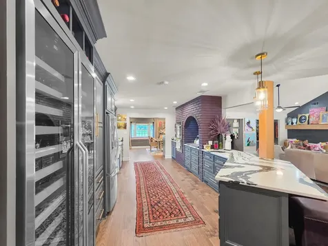 3125 W Park Avenue Pinehurst TX 77630
