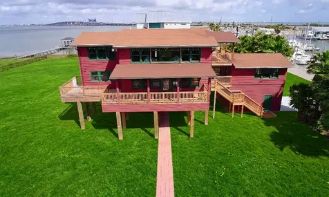 516 91st Street Galveston TX 77554