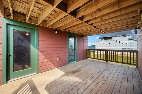 516 91st Street Galveston TX 77554