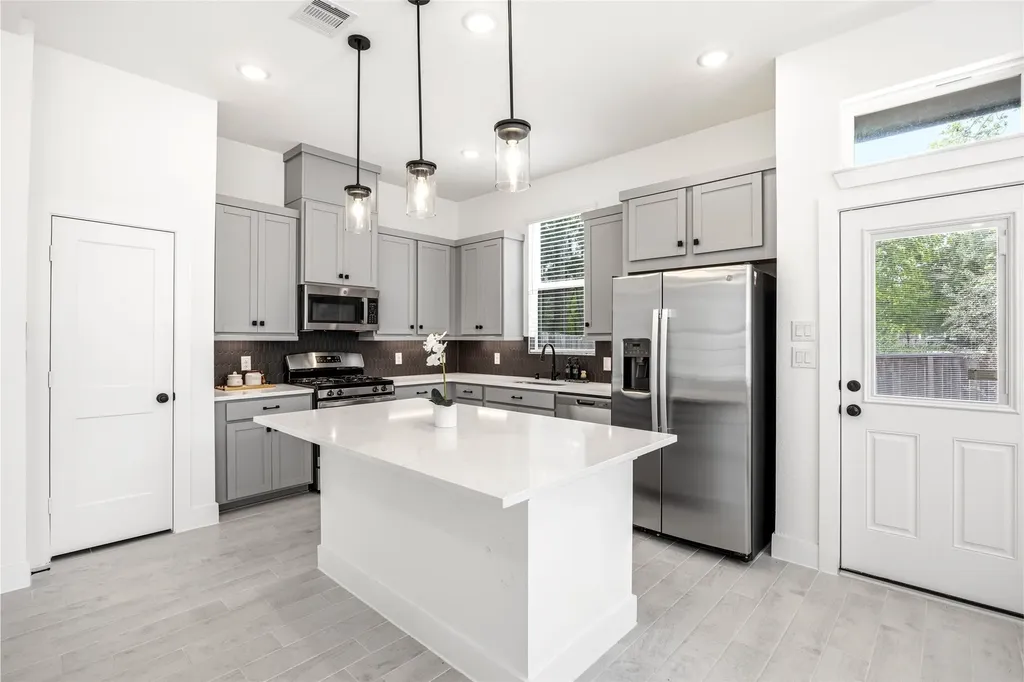 219 Prairie Rose Court Conroe TX 77318