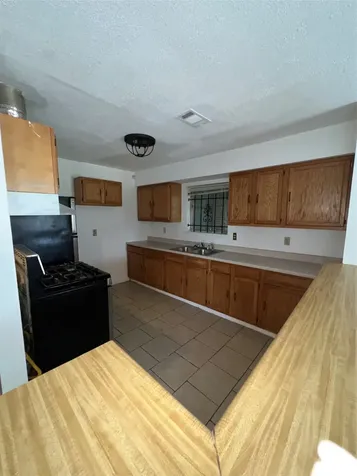 3613 Sparrow Street Houston TX 77051