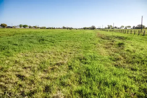 Tracts 10&11 Fieldcrest Lane Burton TX 77835