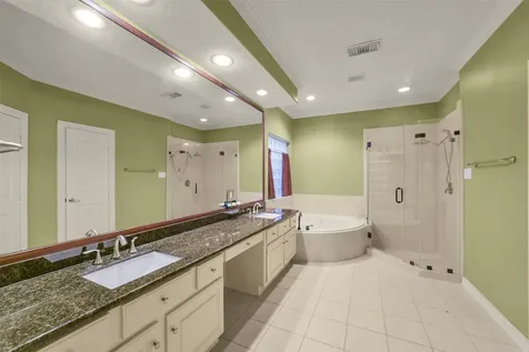 1523 Ashbury Park Drive Houston TX 77077