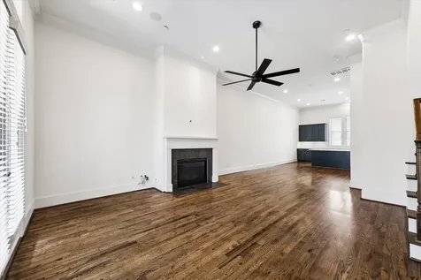 2733 Cortlandt Street Houston TX 77008