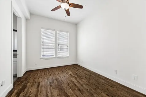 2733 Cortlandt Street Houston TX 77008