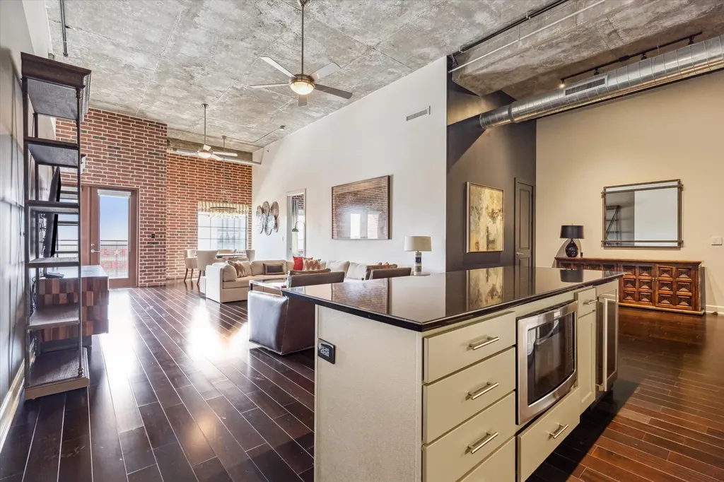 1111 Studewood Street 503 Houston TX 77008