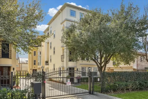 5717 Val Verde Street C Houston TX 77057