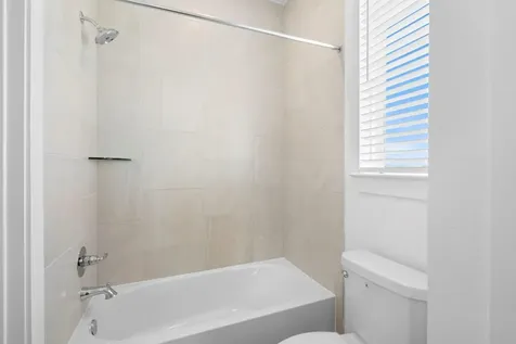12102 Wild Bend Drive Mont Belvieu TX 77523