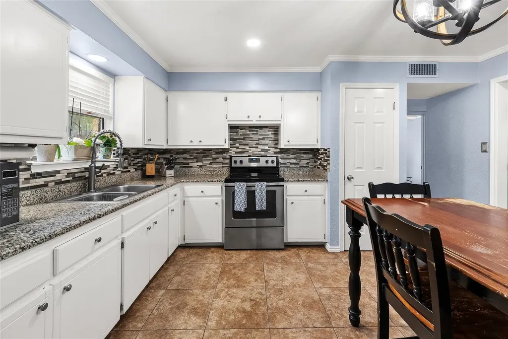 135 Navajo Circle Cibolo TX 78108
