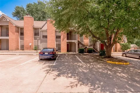 2401 Sycamore Ave E3 Huntsville TX 77340