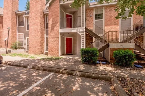 2401 Sycamore Ave E3 Huntsville TX 77340
