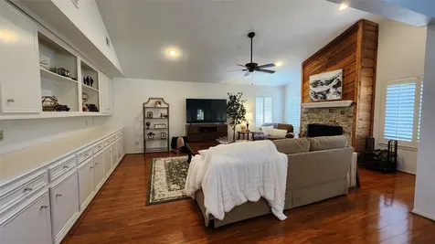 3211 Meadowlark Lane Montgomery TX 77356