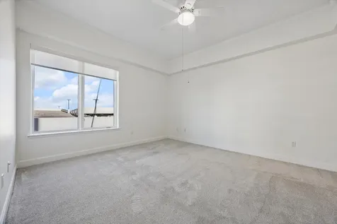 2520 Robinhood Street 503 Houston TX 77005
