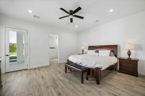 11693 Grandview Drive Montgomery TX 77356