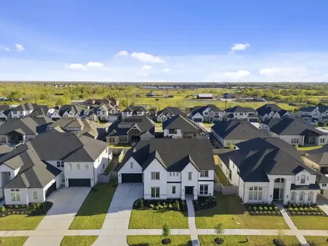 2010 Pine Woodland Lane Manvel TX 77583