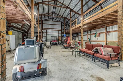 329 Burwell Road Highlands TX 77562