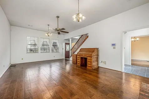 329 Burwell Road Highlands TX 77562