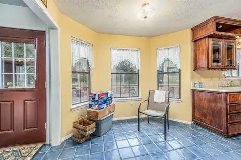 329 Burwell Road Highlands TX 77562
