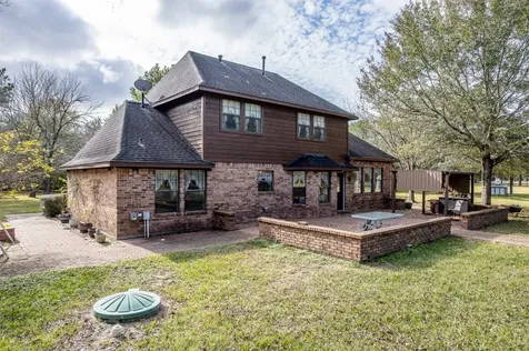 329 Burwell Road Highlands TX 77562