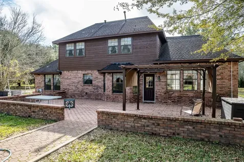 329 Burwell Road Highlands TX 77562