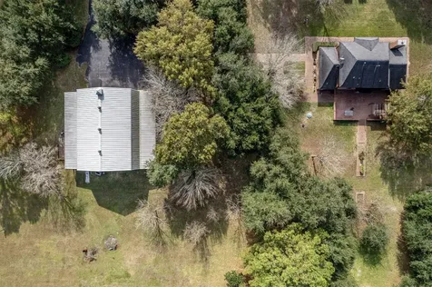 329 Burwell Road Highlands TX 77562