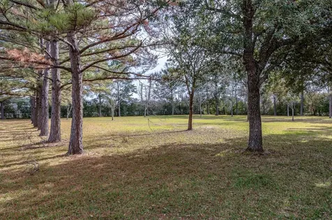 329 Burwell Road Highlands TX 77562
