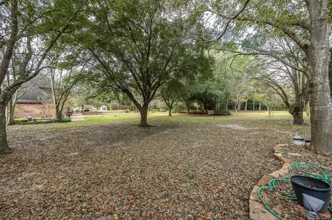 329 Burwell Road Highlands TX 77562