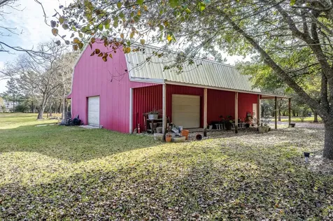 329 Burwell Road Highlands TX 77562