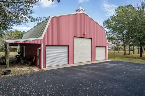 329 Burwell Road Highlands TX 77562