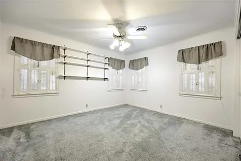 302 Baumgarten Street Schulenburg TX 78956