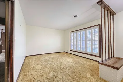 302 Baumgarten Street Schulenburg TX 78956