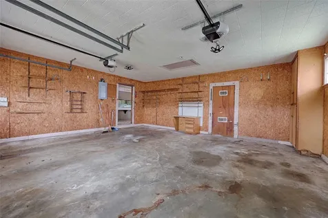 302 Baumgarten Street Schulenburg TX 78956